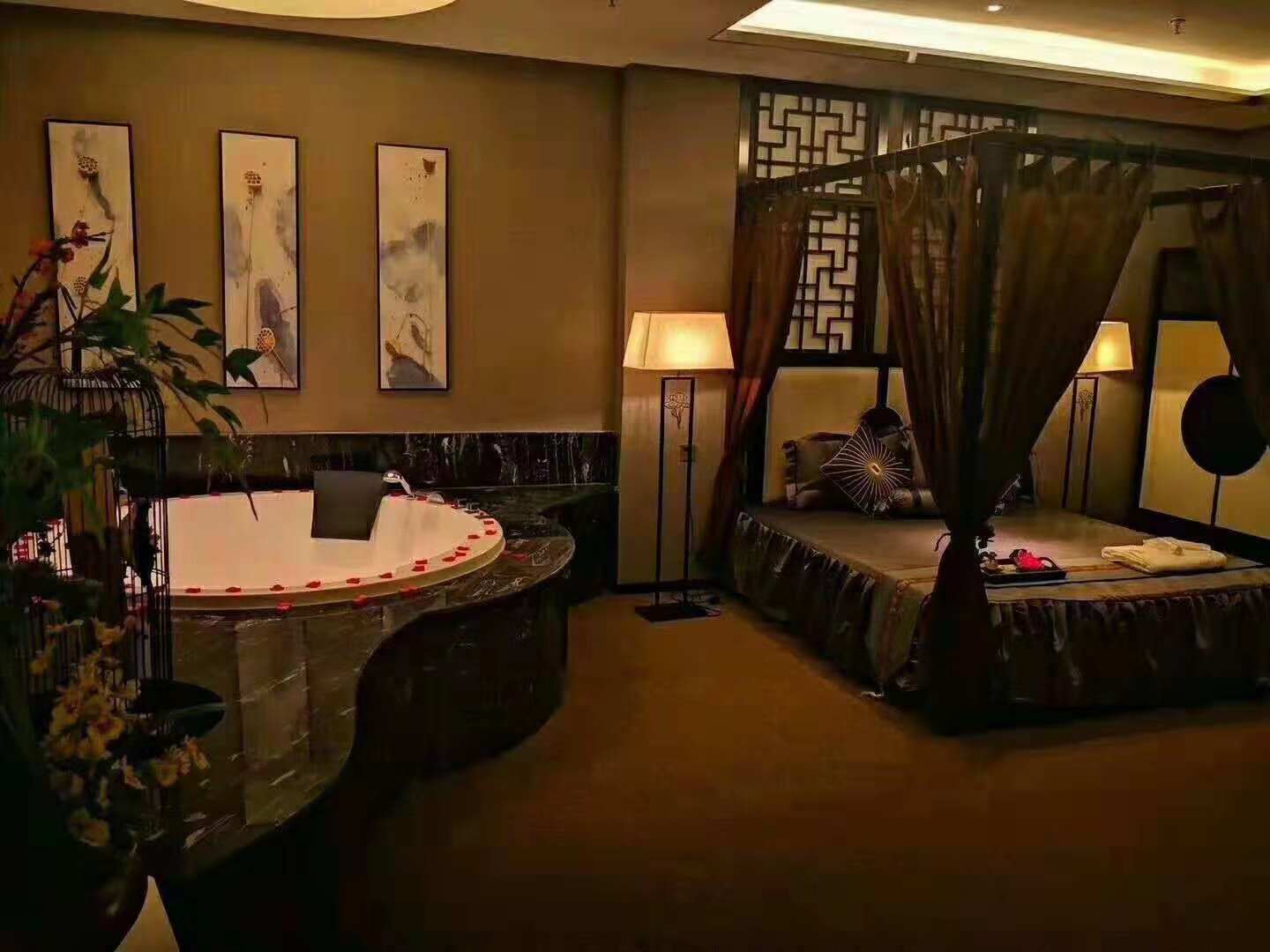 前天去了新吴区桑拿养生会所,为你打造五星级服务